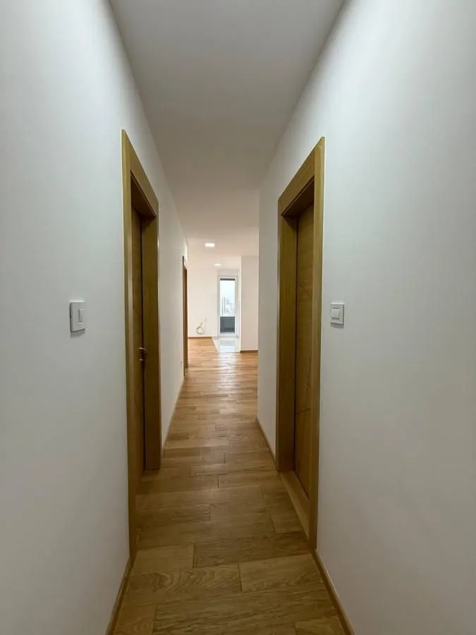 Rent, office space, 117m², Centar, Novi Sad