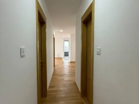 Rent, office space, 117m², Centar, Novi Sad - image 18