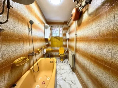 Izdavanje, dvosoban stan, 80m², Centar, Podgorica - image 3