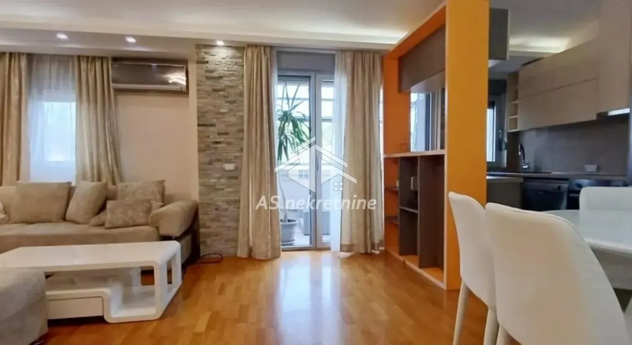 Izdavanje, stan, 68m², Banovo Brdo, Beograd