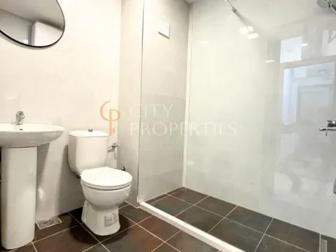 Sale, apartment, 51m², Blok 5, Podgorica - image 2