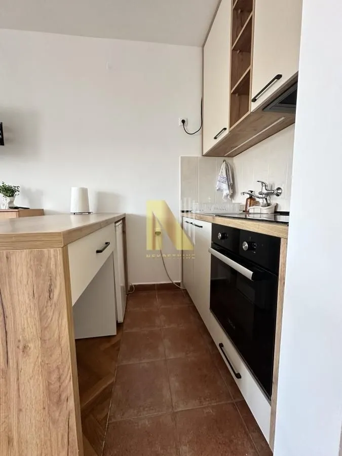 Izdavanje, garsonjera, 29m², Nova Detelinara, Novi Sad Sve Podlokacije