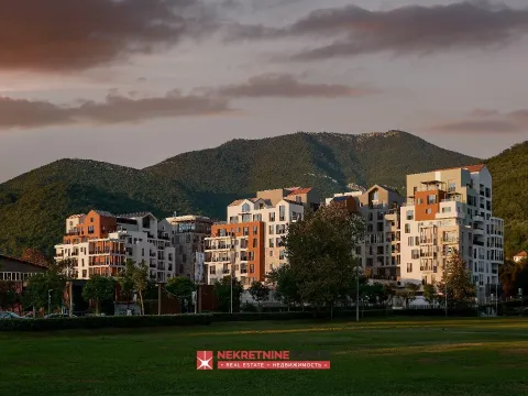 Prodaja, garsonjera, 50m², Porto Montenegro, Tivat - image 2