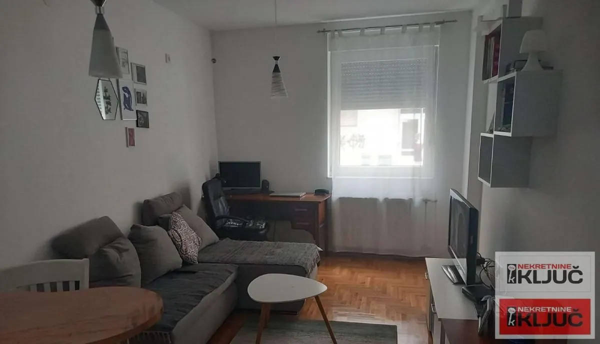 Izdavanje, jednosoban stan, 35m², Podbara, Novi Sad Sve Podlokacije