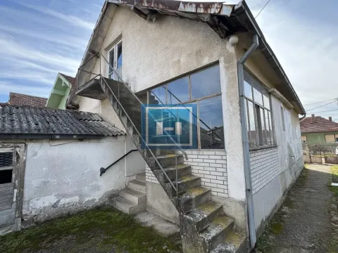 Sale, house, 77m², Ćuprija, Srbija - image 2