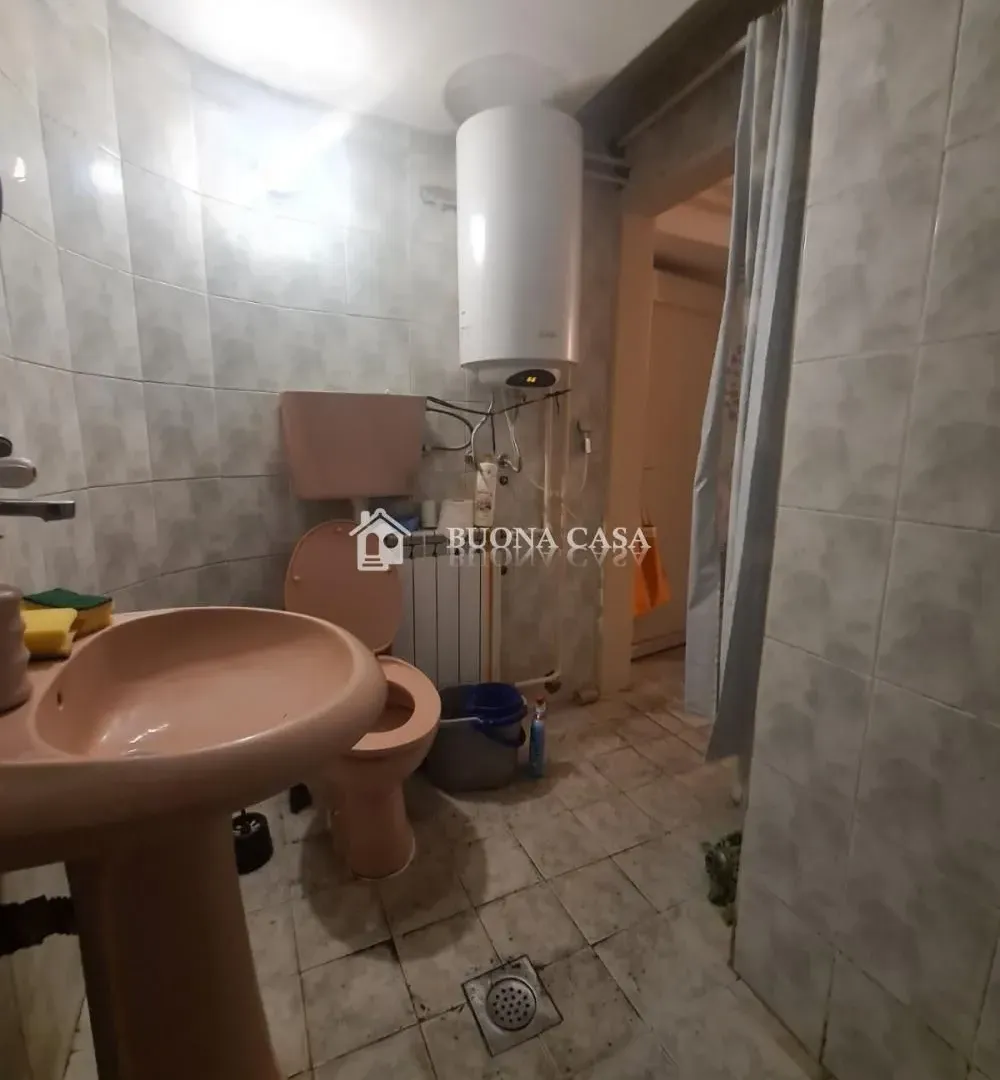 Prodaja, trosoban stan, 67m², Stari Grad, Beograd