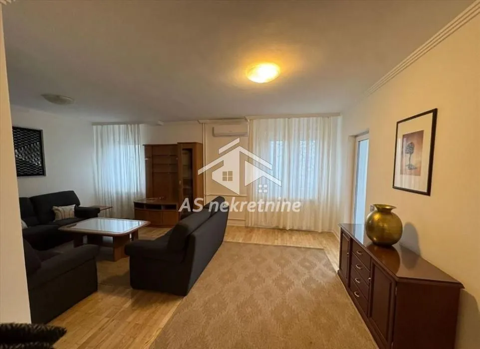 Rent, three bedroom apartment, 120m², Savski Venac, Beograd