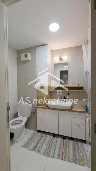 Rent, three bedroom apartment, 71m², Novi Beograd Blok 72, Novi Beograd Sve Podlokacije