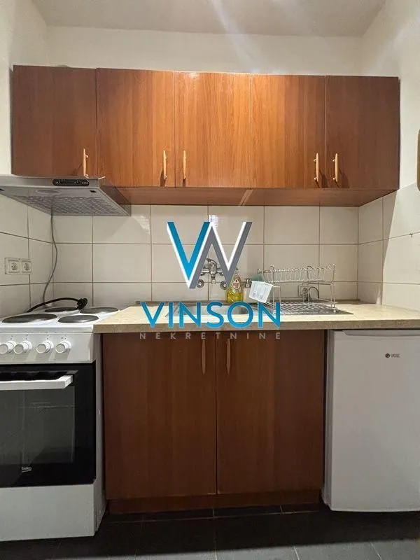 Izdavanje, dvosoban stan, 50m², Sajam, Novi Sad Sve Podlokacije
