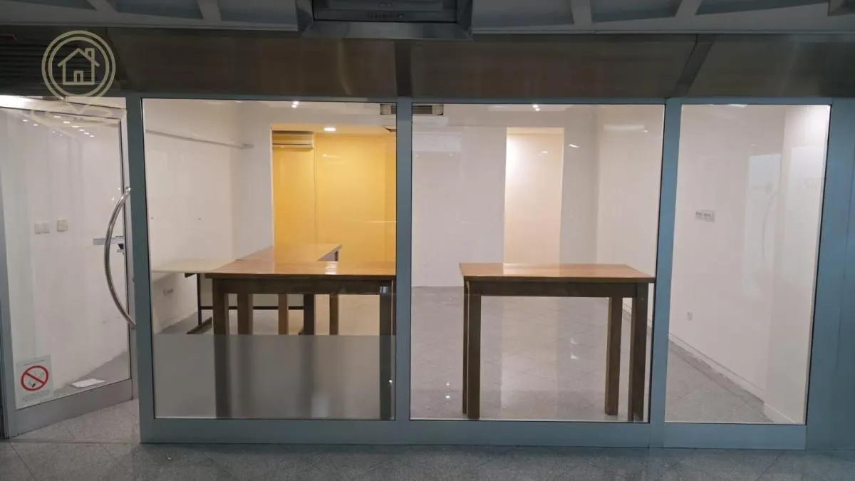 Rent, office space, 40m², Stari grad, Novi Sad