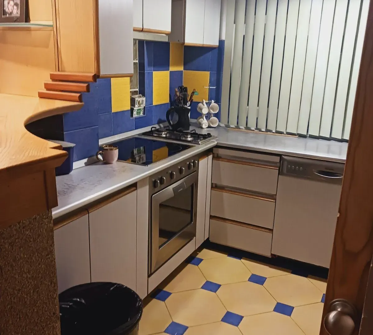 Prodaja, trosoban stan, 74m², Novi Beograd Sve Podlokacije, Beograd