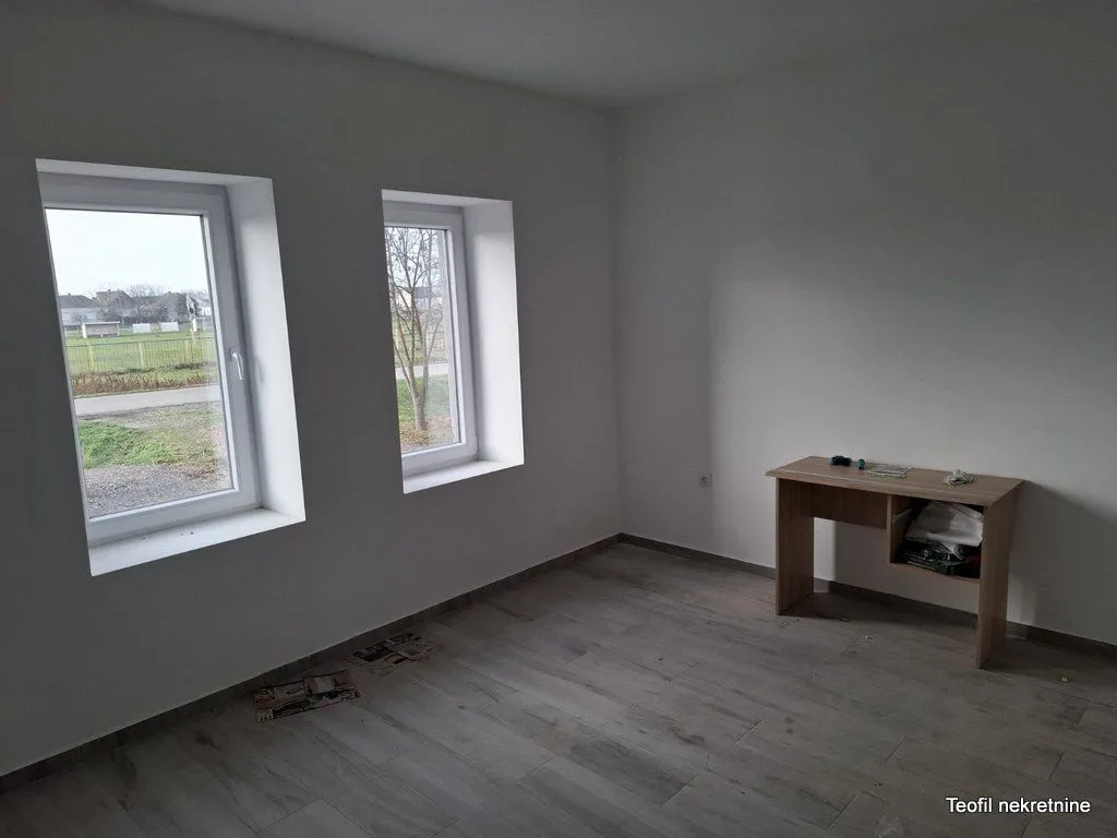 Sale, house, 200m², Karlovčić, Pećinci