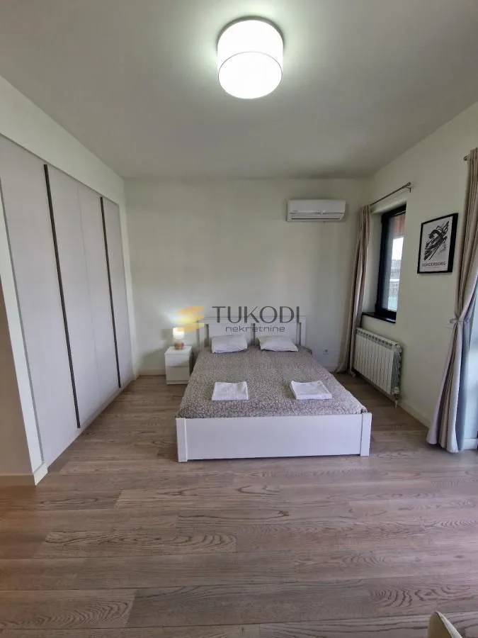 Sale, one bedroom apartment, 35m², Savski Venac, Beograd