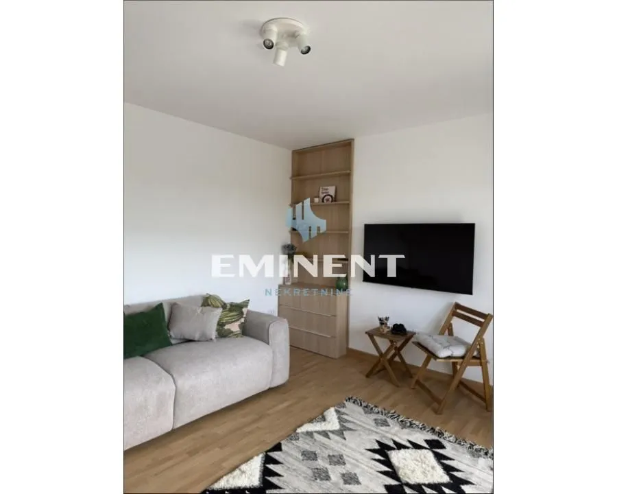 Rent, one bedroom apartment, 33m², Savski Venac, Beograd