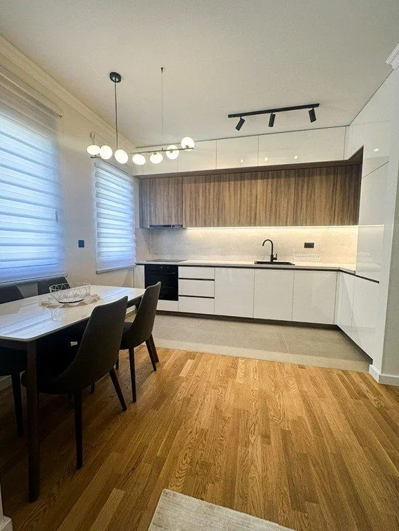 Izdavanje, dvosoban stan, 57m², Zabjelo, Podgorica