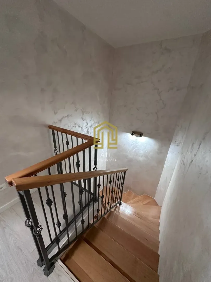 Prodaja, kuća, 175m², Lastva Grbaljska, Kotor