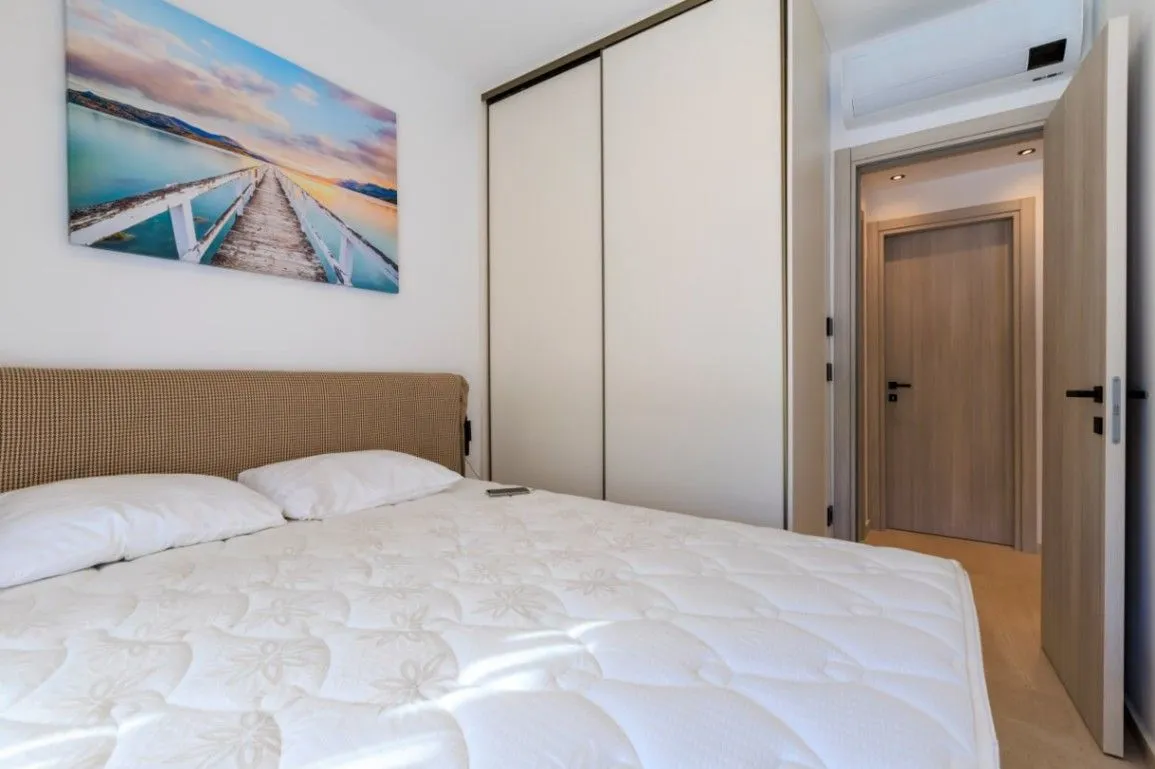 Prodaja, dvosoban stan, 154m², Donja Lastva, Tivat