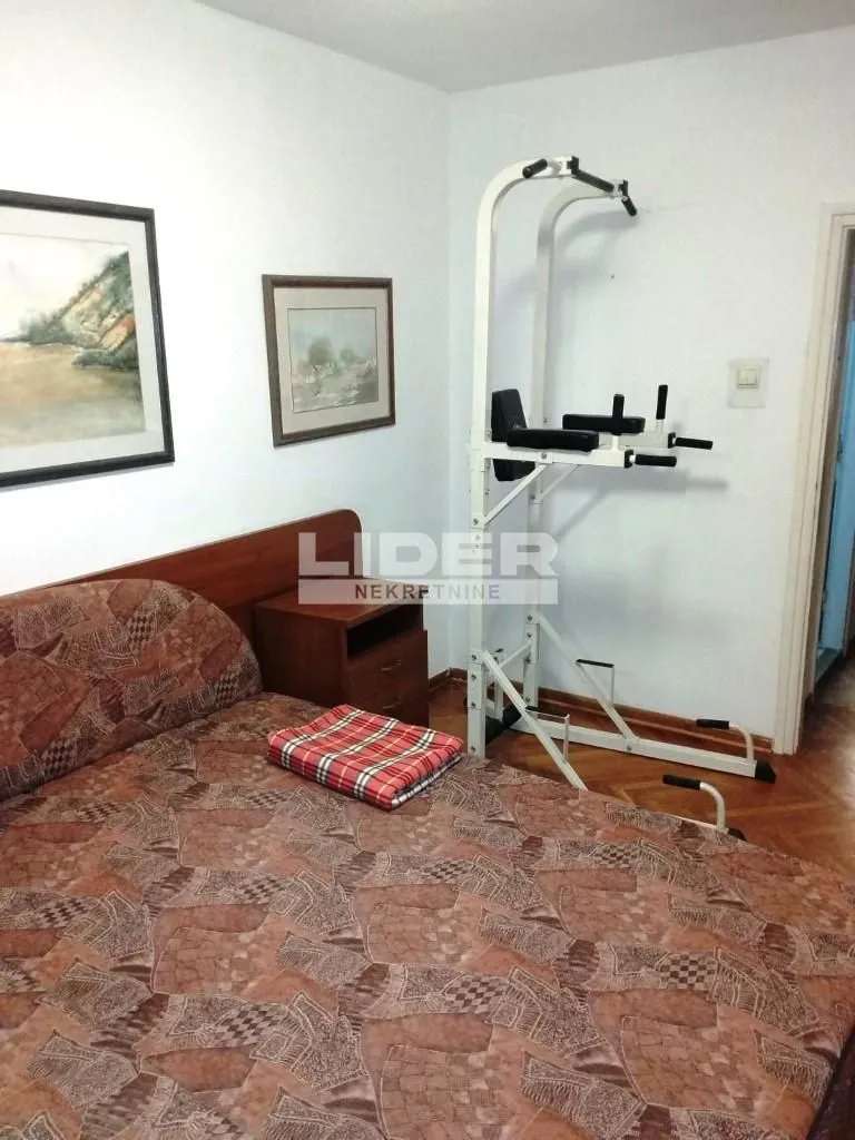 Izdavanje, dvosoban stan, 60m², Palilulska Pijaca, Palilula Sve Podlokacije