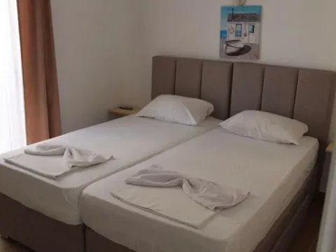 Sale, house, 220m², Dobre Vode, Bar - image 11