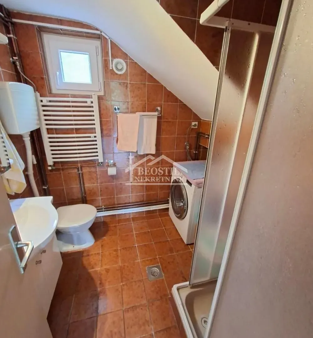 Prodaja, kuća, 267m², Jugovo, Smederevo