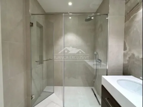 Prodaja, četvorosoban stan, 176m², Savski Venac, Beograd - image 11
