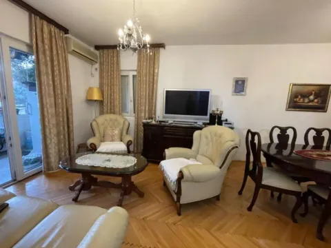 Sale, one bedroom apartment, 45m², Velji Vinogradi, Budva - image 3