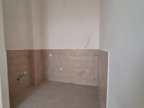 Sale, one bedroom apartment, 41m², Stari Aerodrom, Podgorica - image 4
