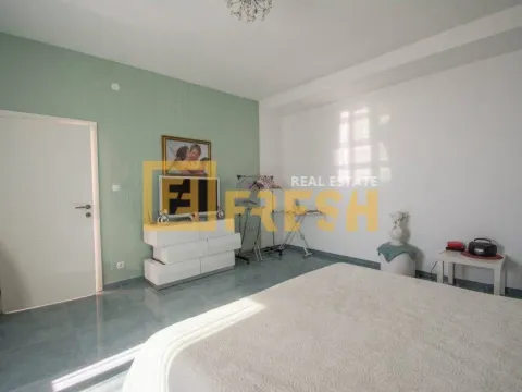 Sale, house, 550m², Budva, Crna Gora - image 33