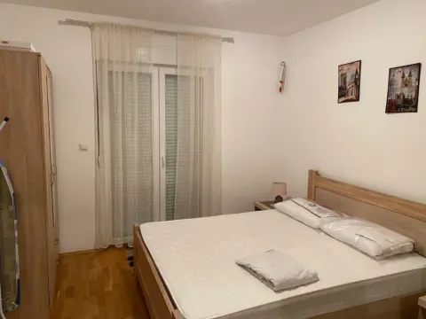 Prodaja, jednosoban stan, 50m², Stari Aerodrom, Podgorica - image 11