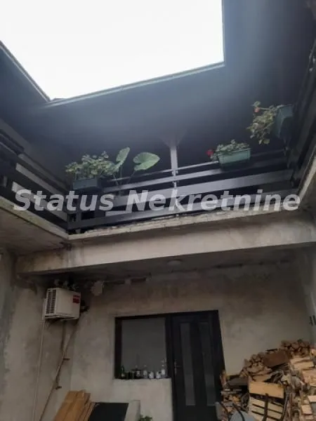 Prodaja, kuća, 200m², Futog, Novi Sad Sve Podlokacije