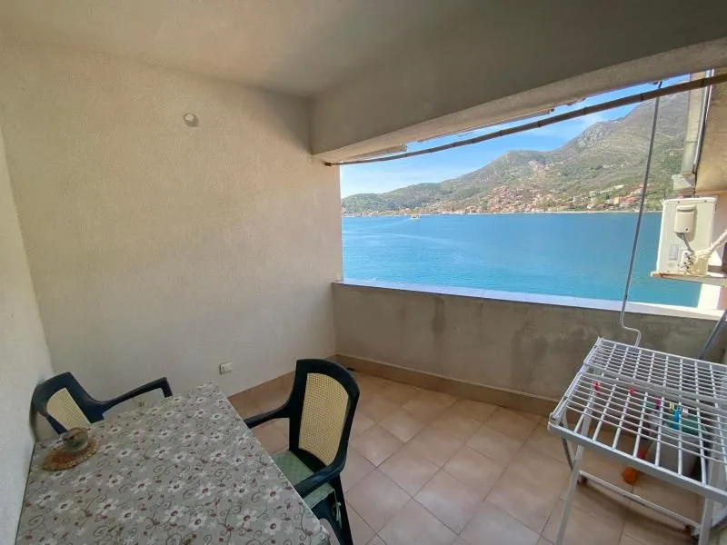 Prodaja, kuća, 200m², Tivat, Crna Gora