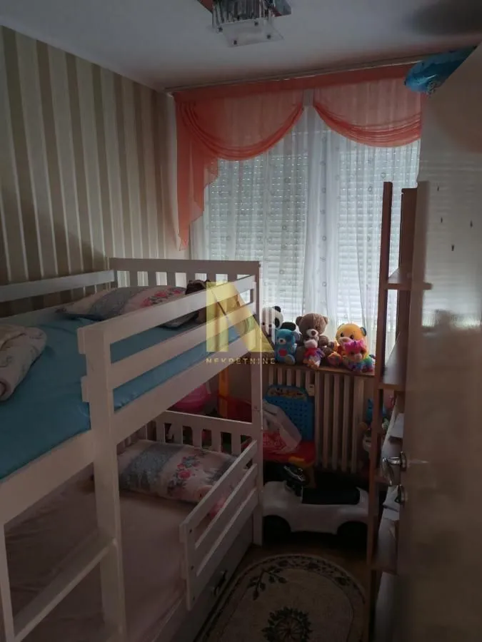 Prodaja, četvorosoban stan, 86m², Petrovaradin, Novi Sad