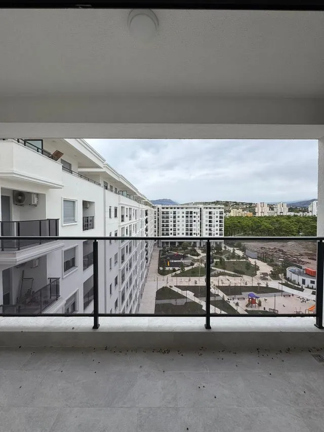 Izdavanje, dvosoban stan, 64m², Tološi, Podgorica