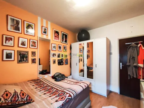 Prodaja, kuća, 250m², Tološi, Podgorica - image 8