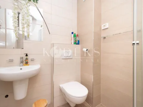 Rent, one bedroom apartment, 42m², City Kej, Podgorica - image 6