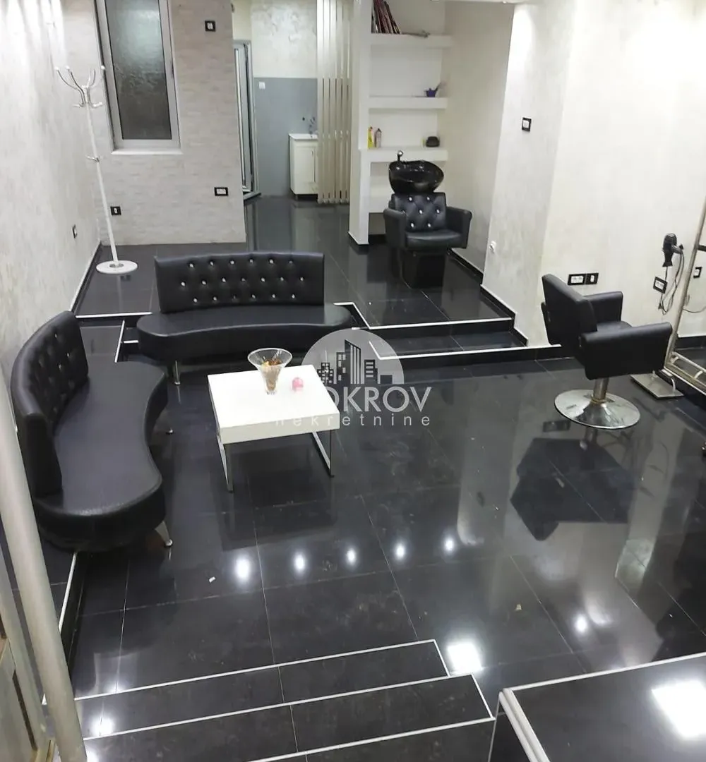 Izdavanje, poslovni prostor, 38m², Stari Grad, Beograd