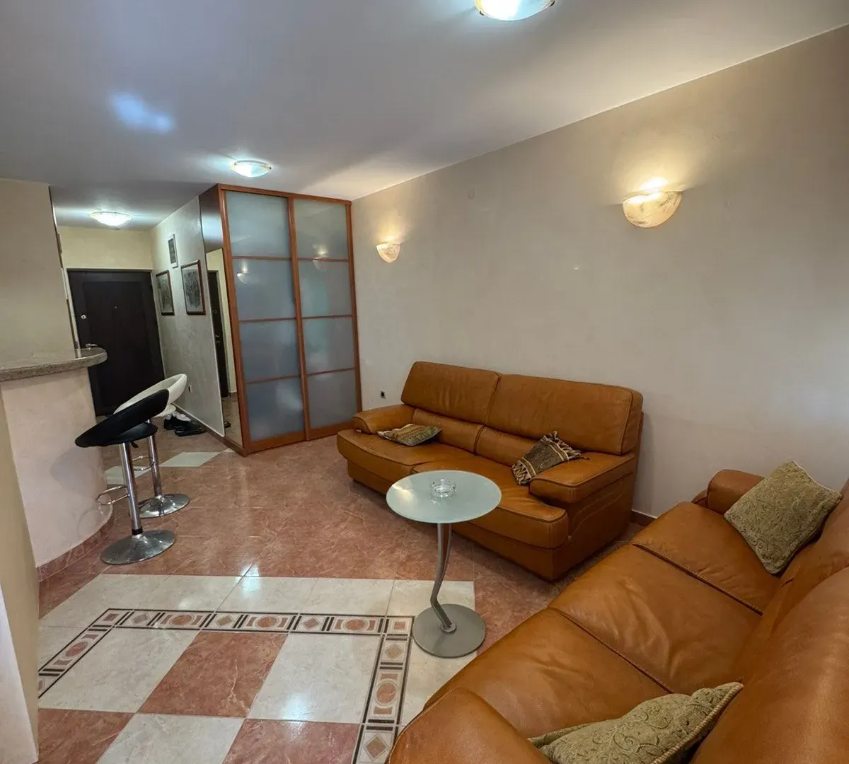 Izdavanje, jednosoban stan, 48m², Budva, Crna Gora