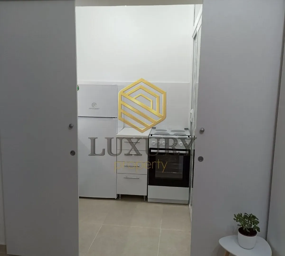 Prodaja, garsonjera, 24m², Gintaš, Podgorica