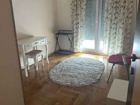 Rent, three bedroom apartment, 84m², Pobrežje, Podgorica - image 6