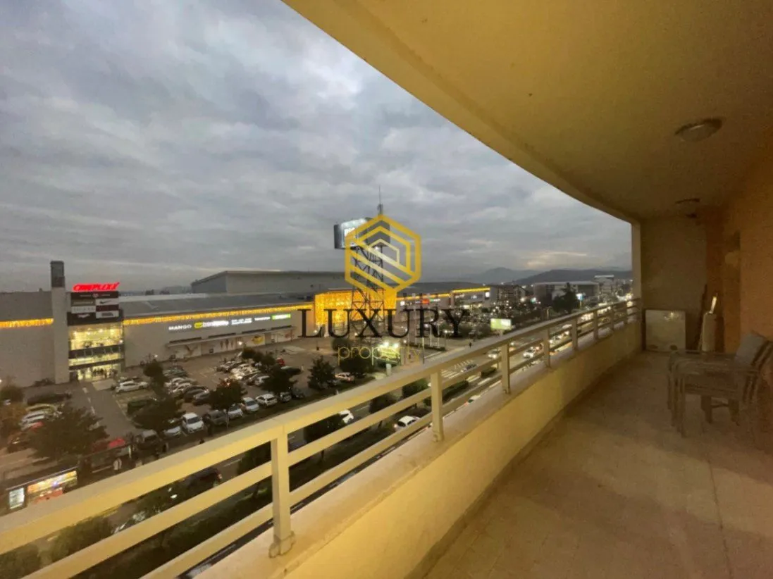 Izdavanje, dvosoban stan, 75m², City Kvart, Podgorica