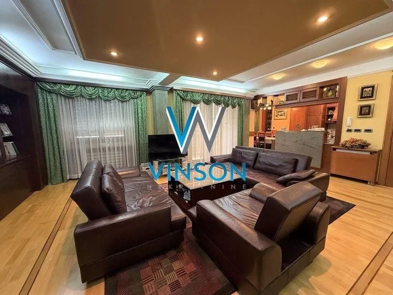 Prodaja, stan, 194m², Bulevar Oslobodjenja, Novi Sad Sve Podlokacije