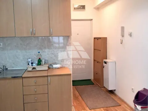 Sale, one bedroom apartment, 31m², Uciteljsko Naselje, Zvezdara Sve Podlokacije - image 5