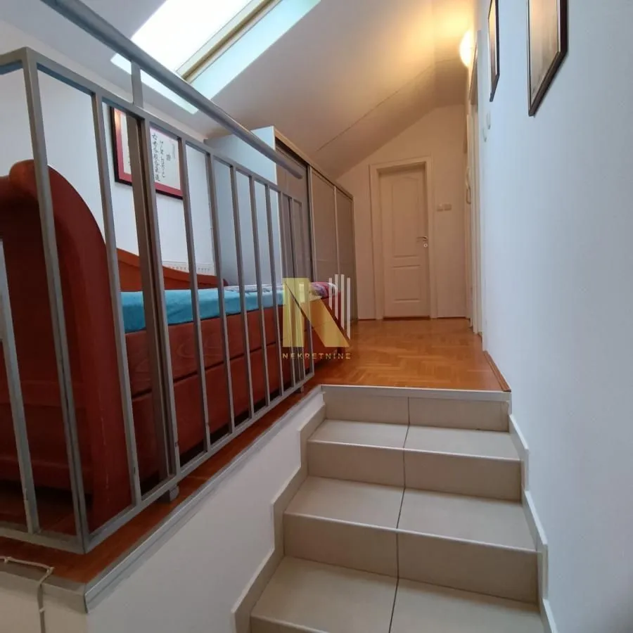 Prodaja, trosoban stan, 90m², Nova Detelinara, Novi Sad Sve Podlokacije