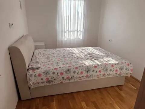 Prodaja, dvosoban stan, 70m², 1 maj, Podgorica - image 8