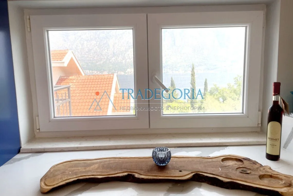 Prodaja, dvosoban stan, 97m², Prčanj, Kotor