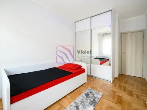 Izdavanje, jednosoban stan, 65m², Stari Aerodrom, Podgorica - image 14