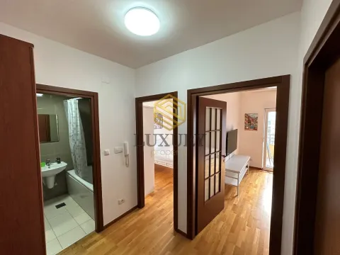 Rent, one bedroom apartment, 50m², City Kvart, Podgorica - image 9