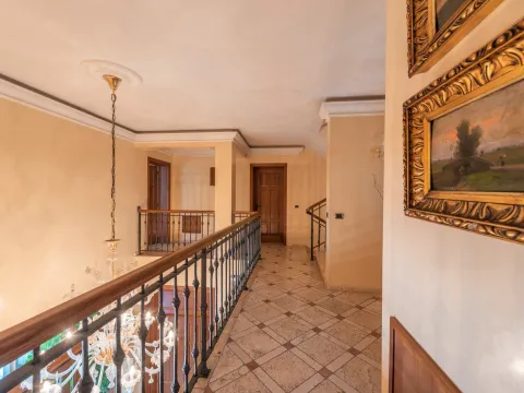 Sale, house, 1264m², Gospoština, Budva - image 32