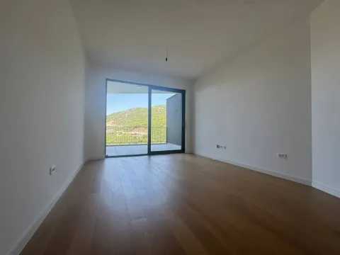 Prodaja, jednosoban stan, 59m², Bečići, Budva - image 2