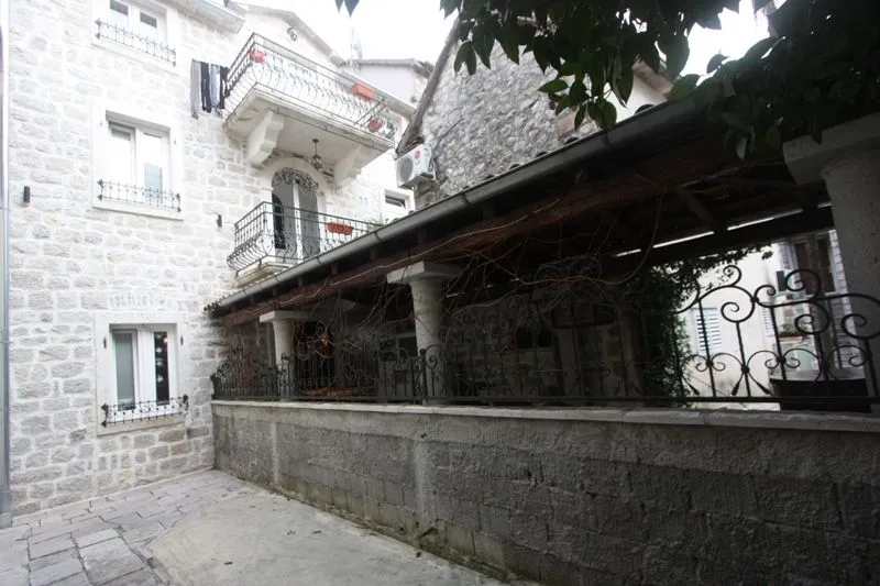 Sale, house, 162m², Risan, Kotor